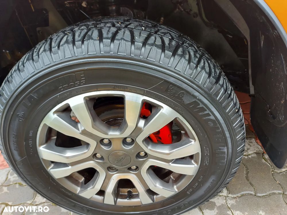 Ford Ranger 4x4 Cabina Dubla WILDTRACK Aut. - 13