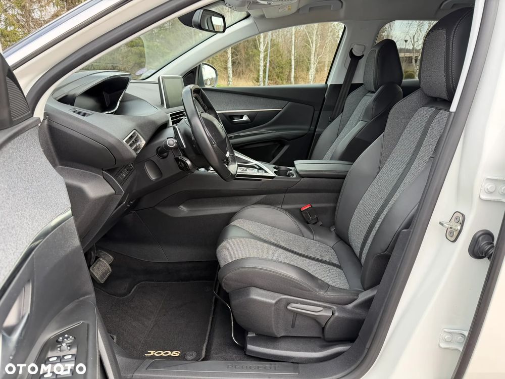 Peugeot 3008 1.6 PureTech GPF Allure S&S EAT8 - 12