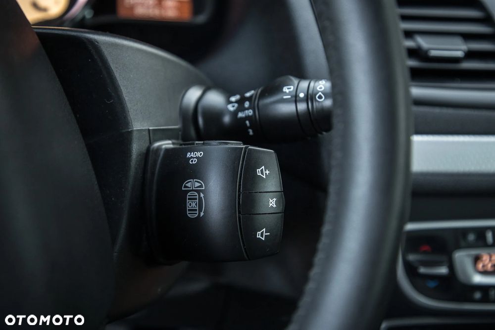 Renault Megane TCe 180 Dynamique - 26