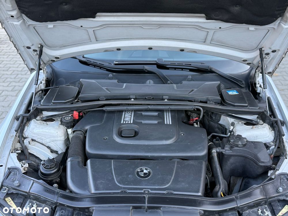 BMW Seria 3 320d - 11