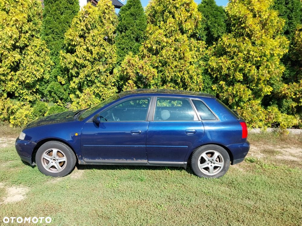Audi A3 Sportback - 3