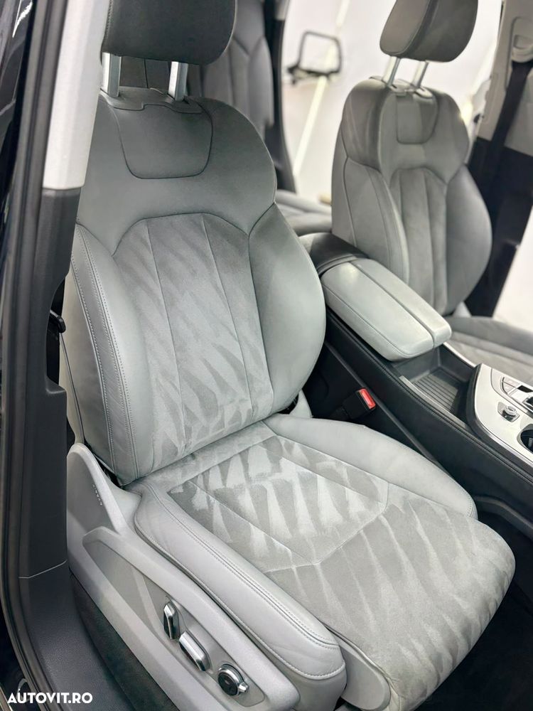 Audi Q7 - 17