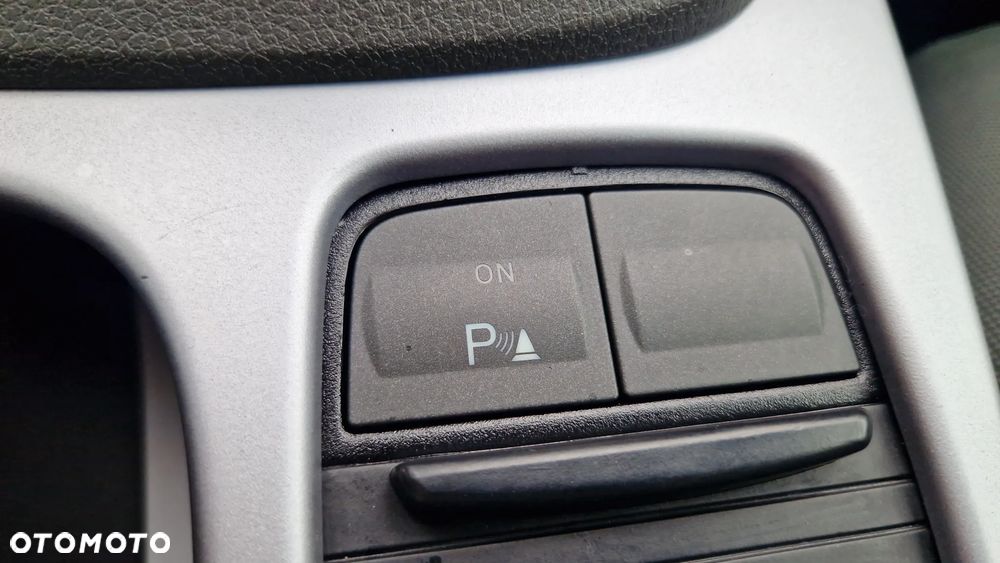 Ford Kuga 2.0 TDCi 2x4 Champions Edition - 22