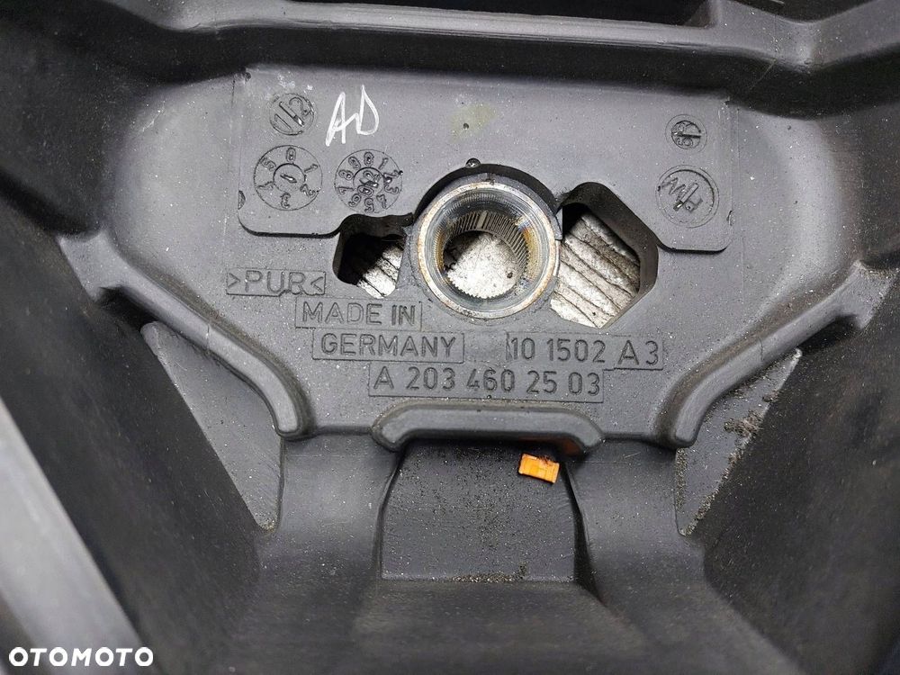 KIEROWNICA MERCEDES W203 C KLASA 2034602503 - 2