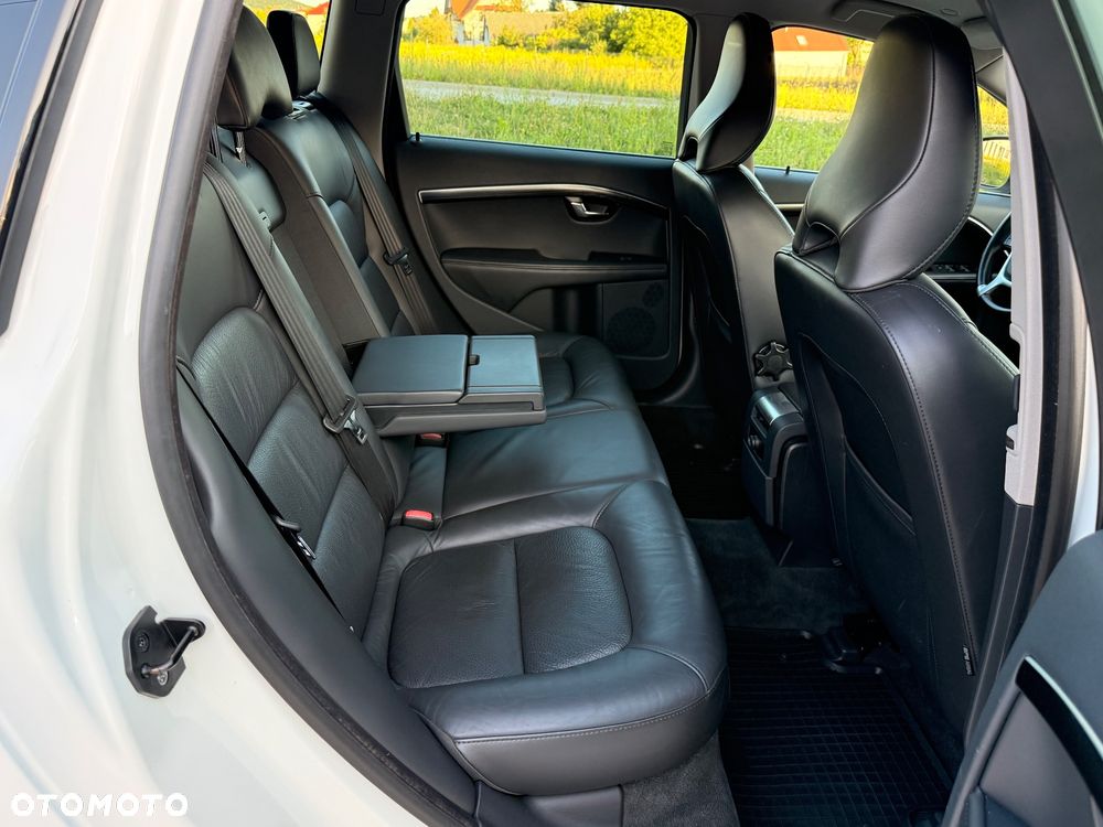 Volvo V70 D3 Momentum - 26