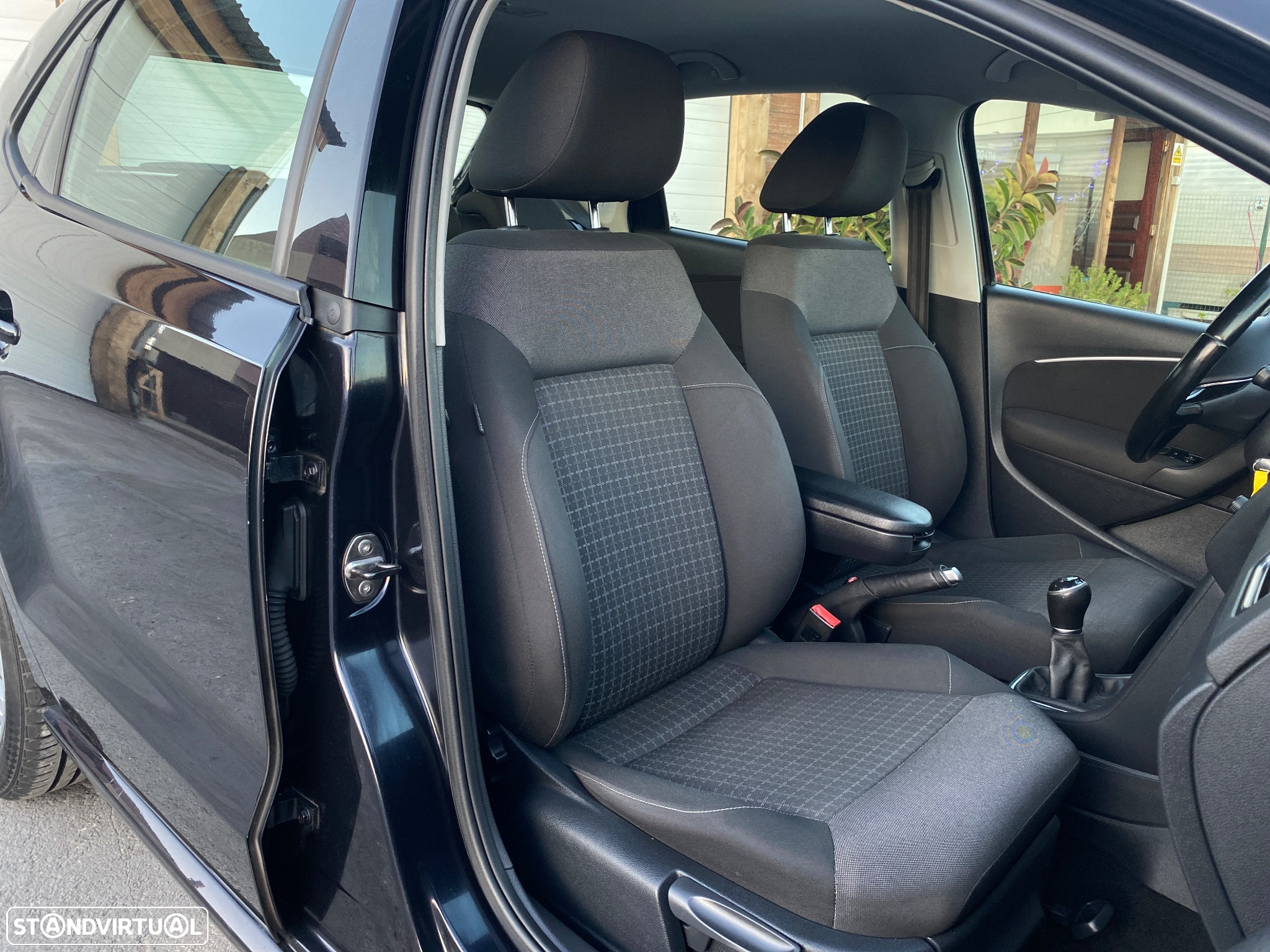 VW Polo 1.4 TDi Lounge - 15