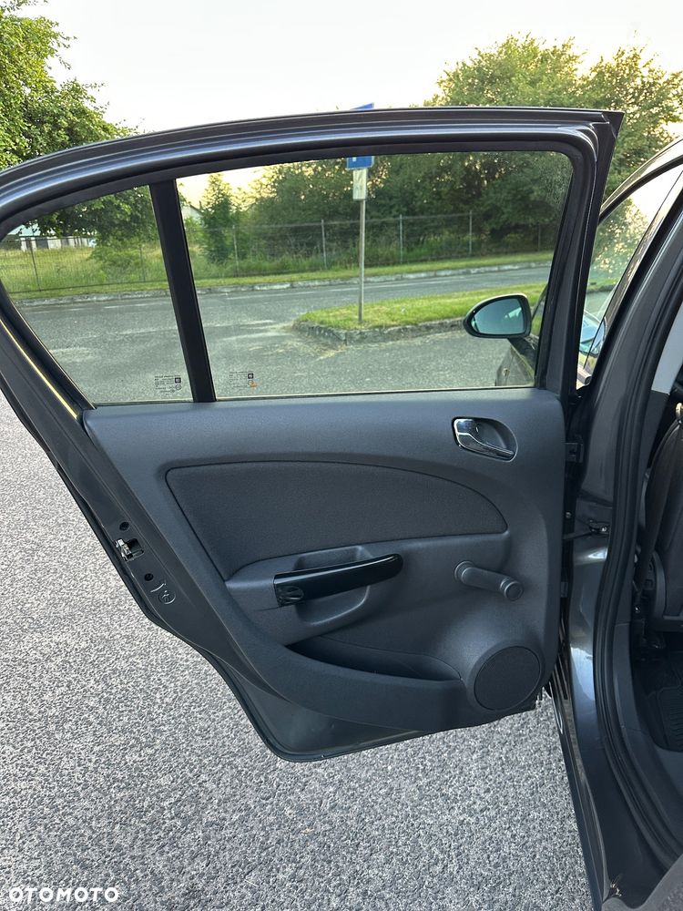 Opel Corsa 1.2 16V - 29