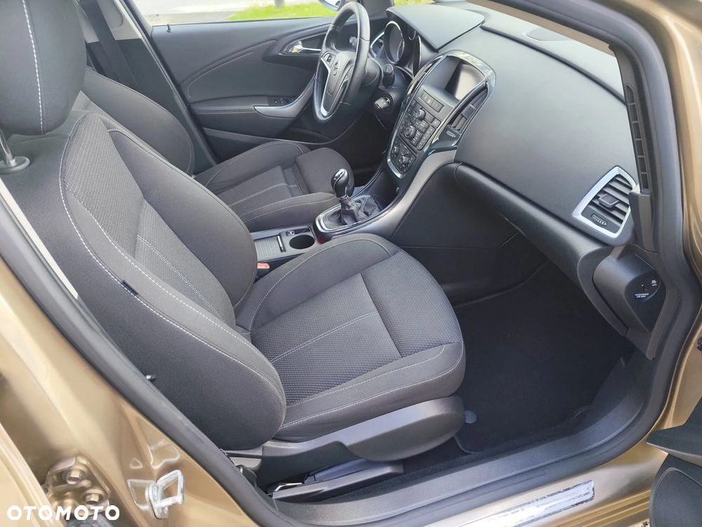 Opel Astra 2.0 CDTI DPF SportsTourer Style - 22