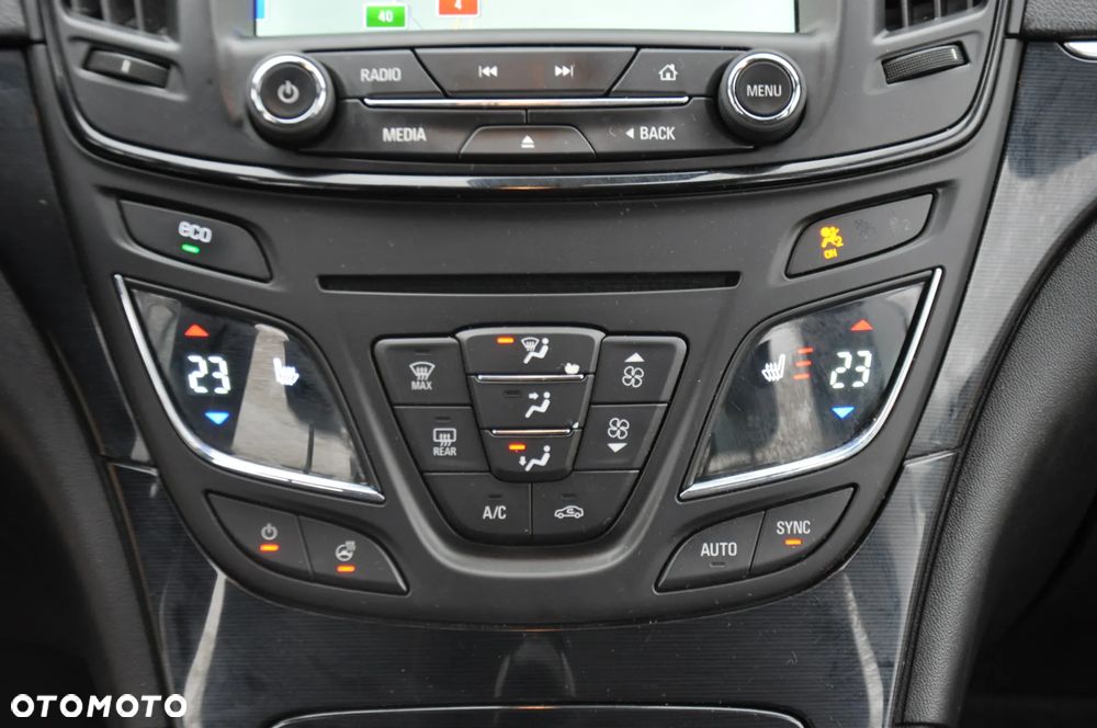 Opel Insignia 2.0 CDTI Cosmo S&S - 27