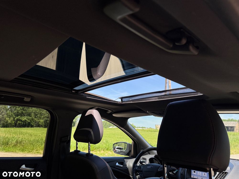 Ford Kuga 1.5 EcoBoost 2x4 ST-Line - 33