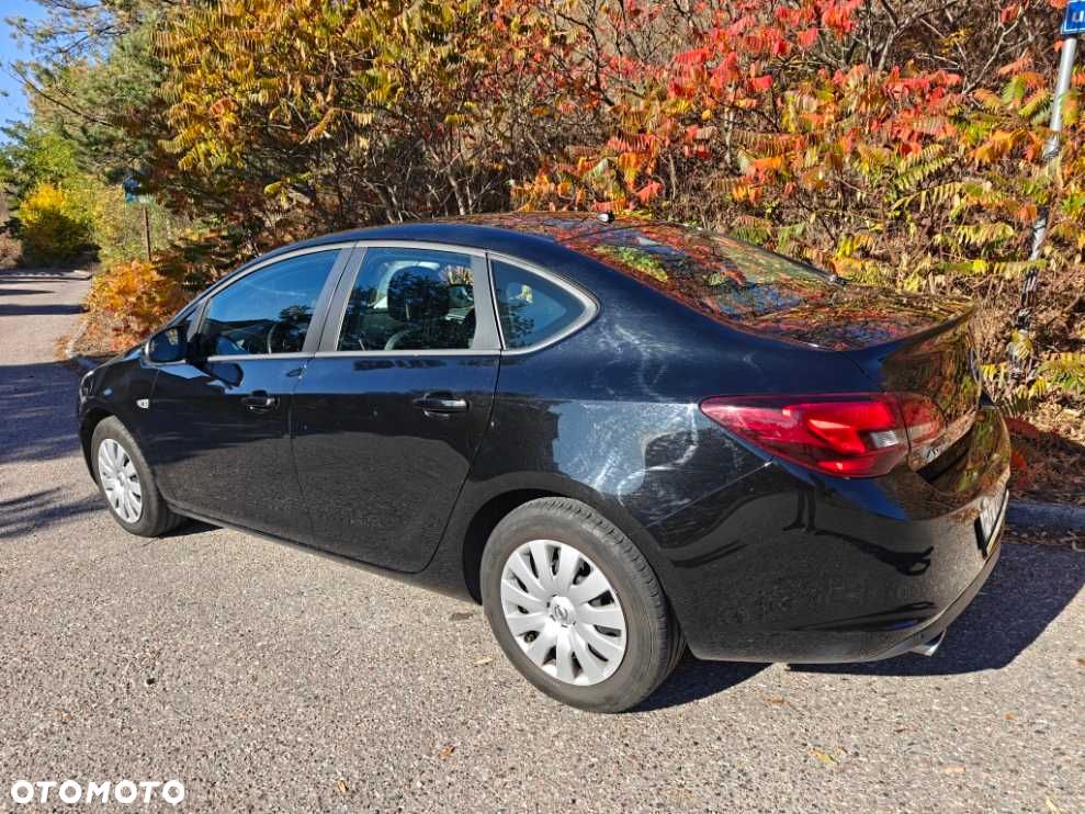 Opel Astra - 3
