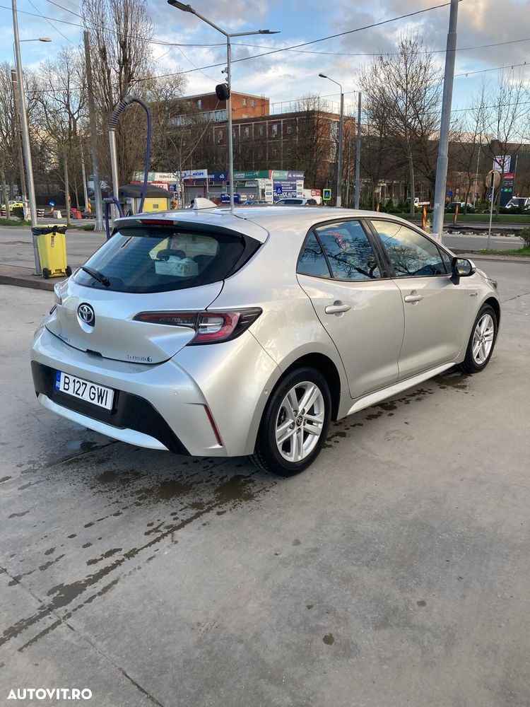 Toyota Corolla - 2