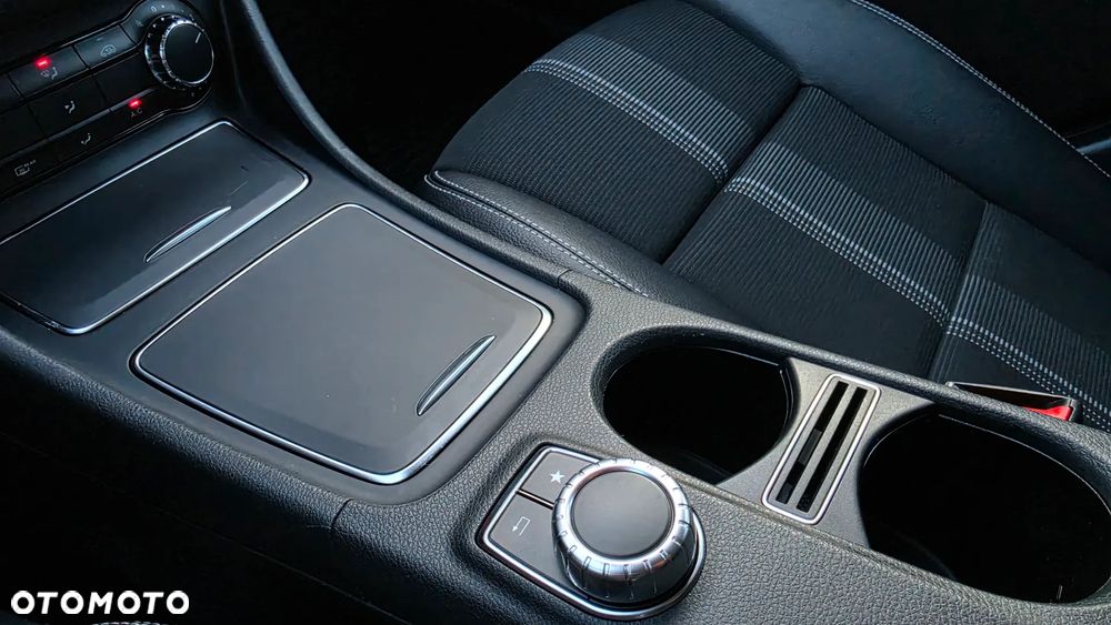 Mercedes-Benz Klasa A 180 d 7G-DCT Style - 35
