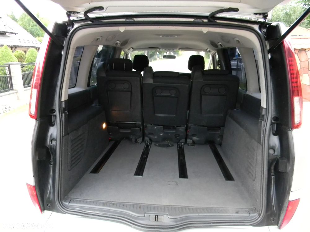 Renault Espace 2.0 dCi FAP Expression - 8