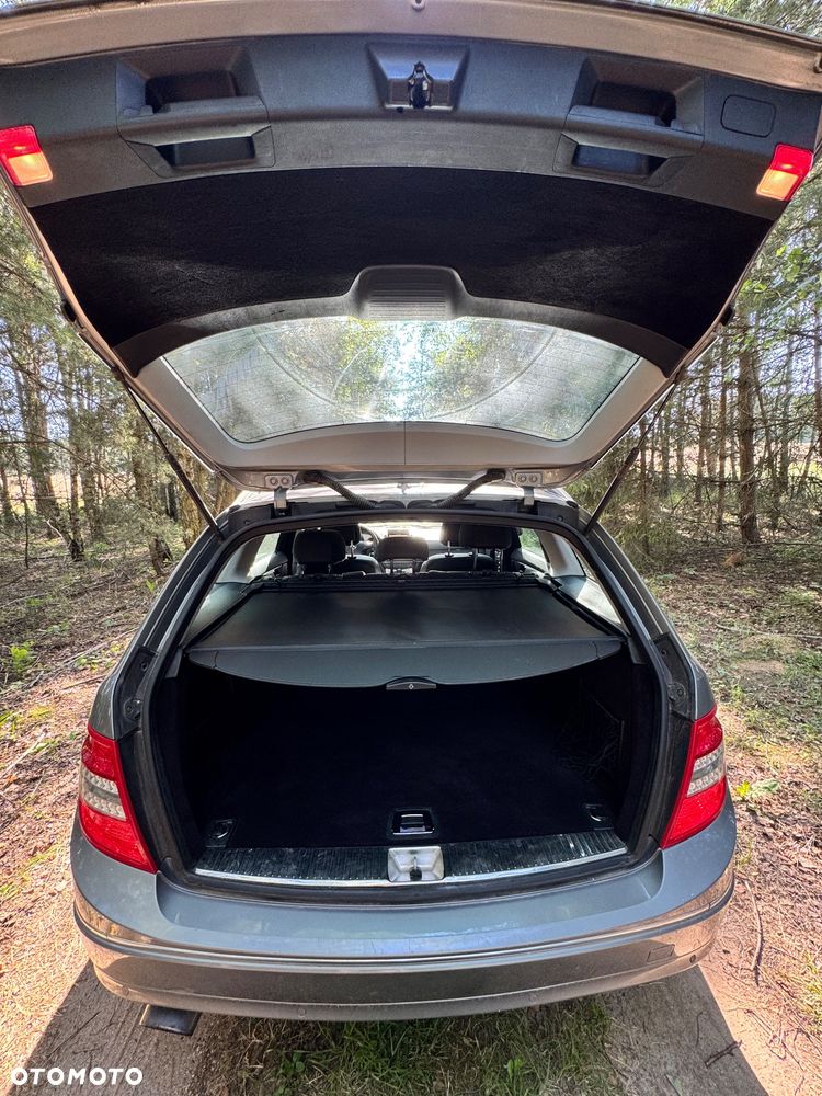 Mercedes-Benz Klasa C 220 CDI DPF Automatik Avantgarde - 9