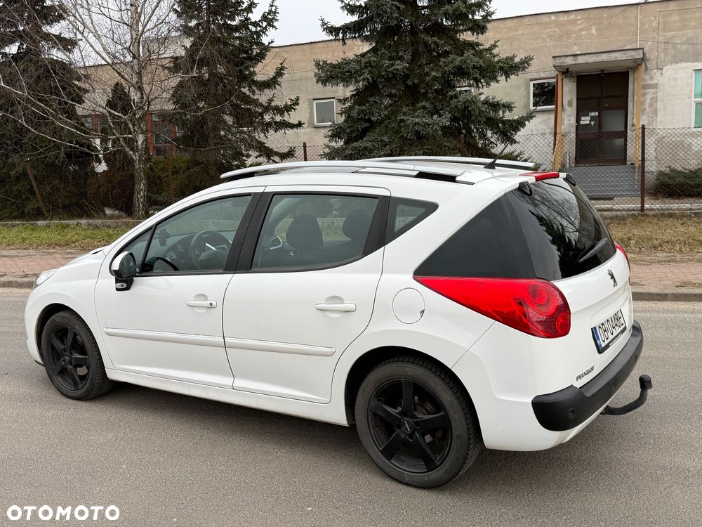 Peugeot 207 - 4