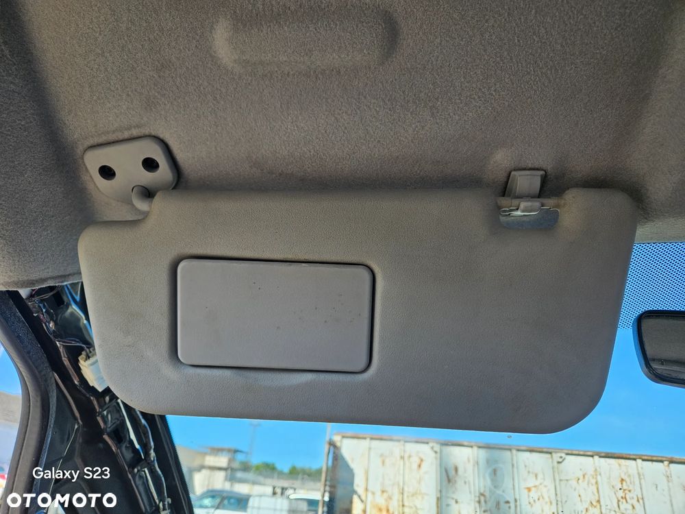 Osłona przeciwsłoneczna lewa prawa daszek Mitsubishi Colt VI Z30 lift - 2