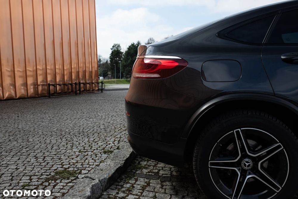 Mercedes-Benz GLC 220 d 4Matic 9G-TRONIC AMG Line Plus - 7