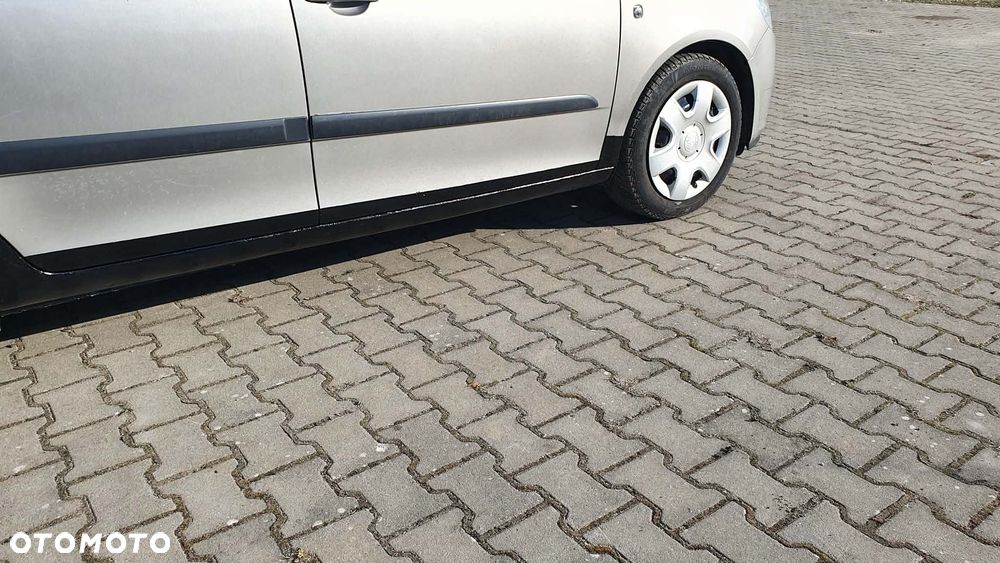 Skoda Fabia - 3
