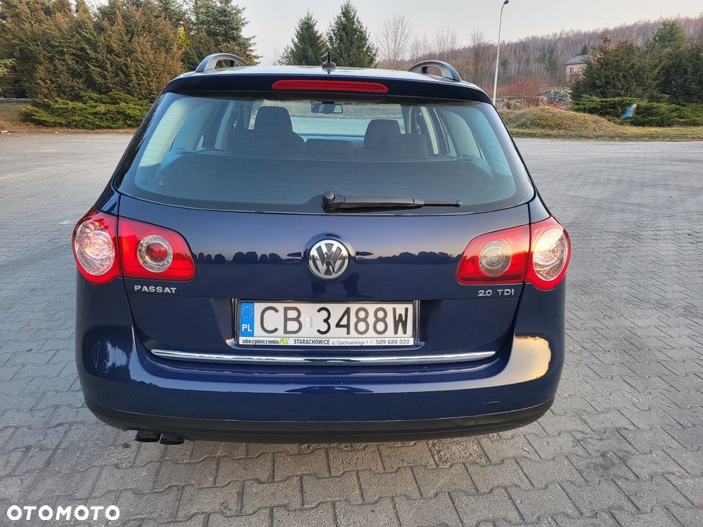 Volkswagen Passat 2.0 TDI Comfortline DSG - 6