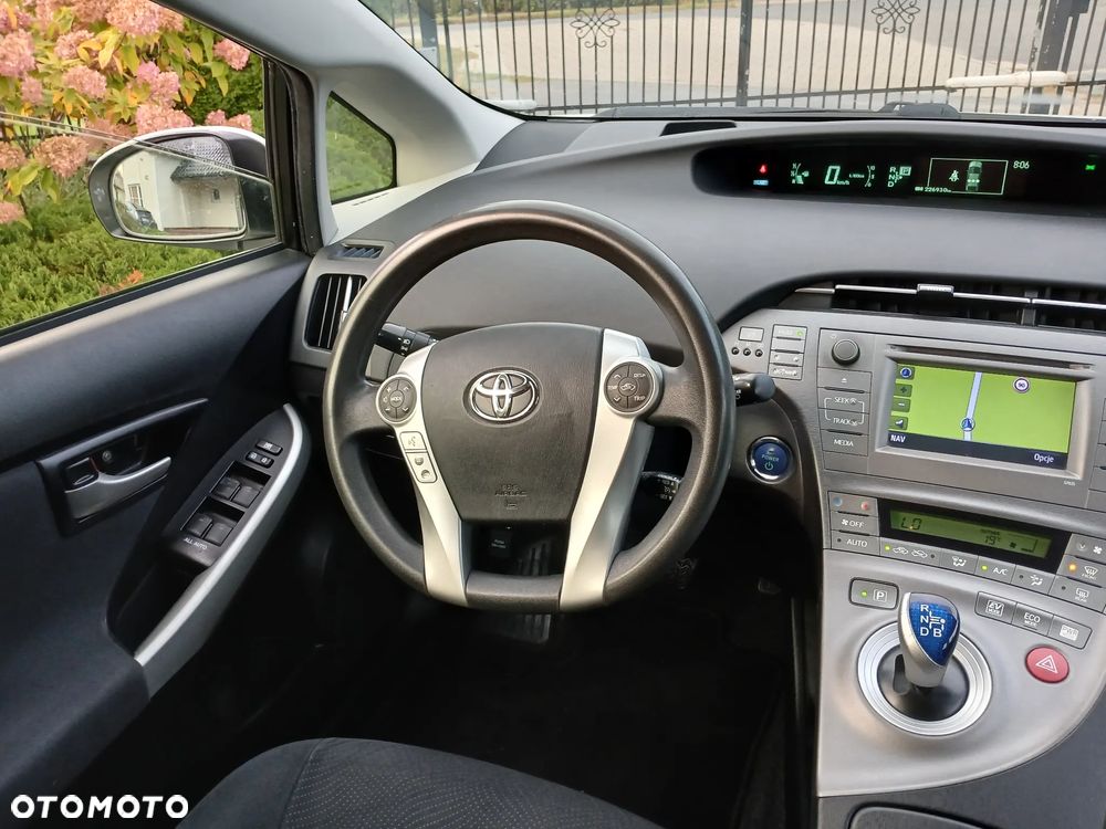 Toyota Prius - 23