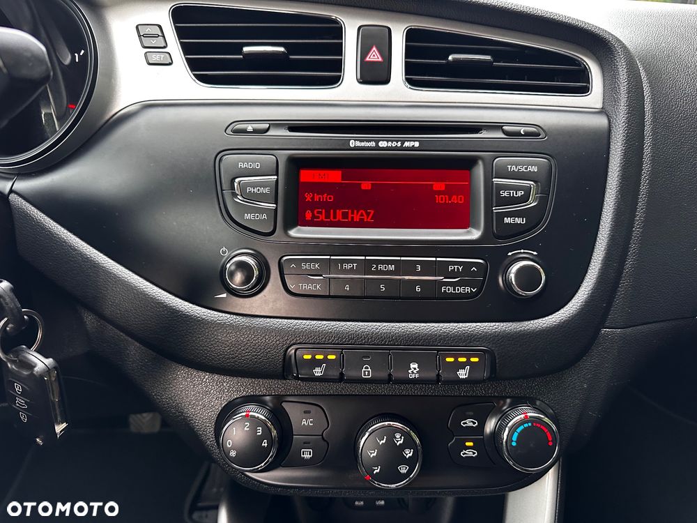 Kia Ceed 1.4 CVVT Dream Team Edition - 29