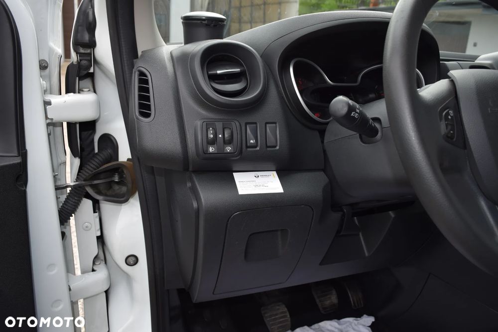 Renault Trafic - 8