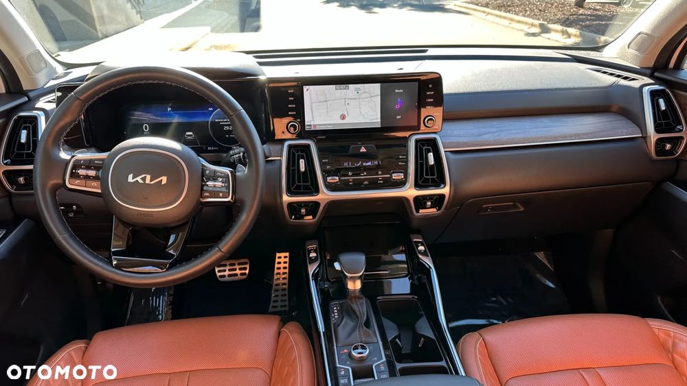Kia Sorento - 14