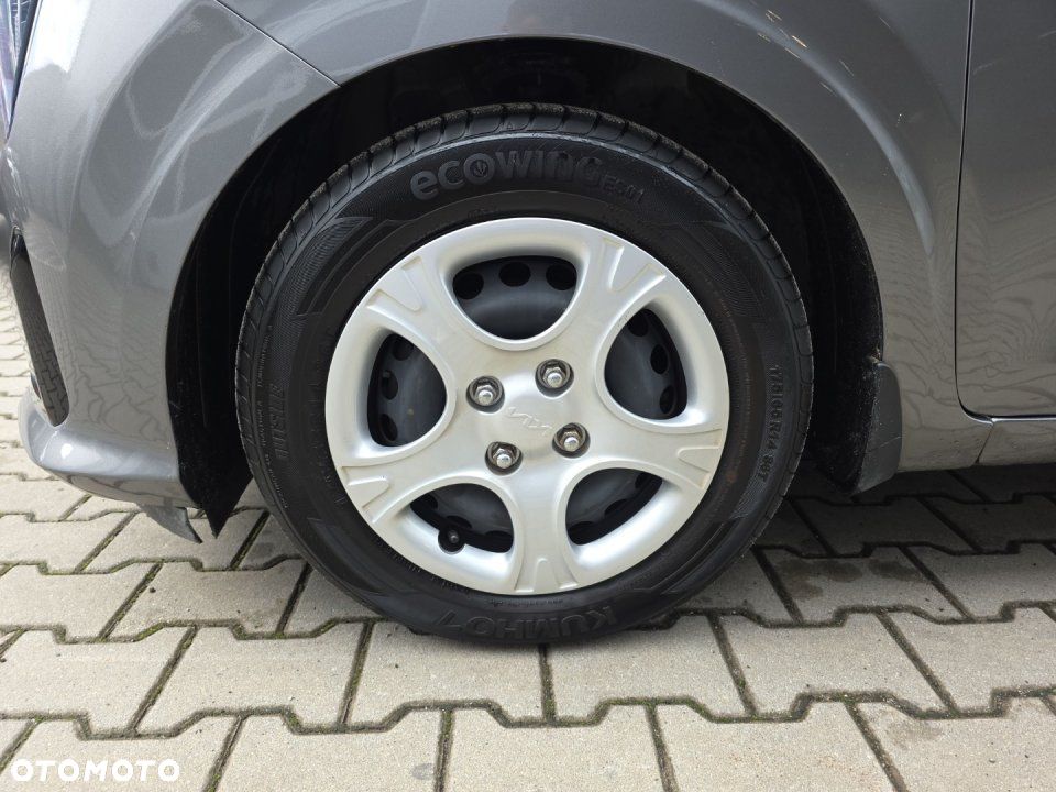 Kia Picanto - 25