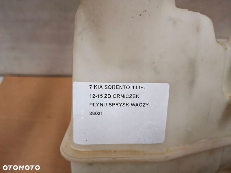 KIA SORENTO II 2 LIFT 2.0 CRDI ZBIORNICZEK PŁYNU DO SPRYSKIWACZY - 6