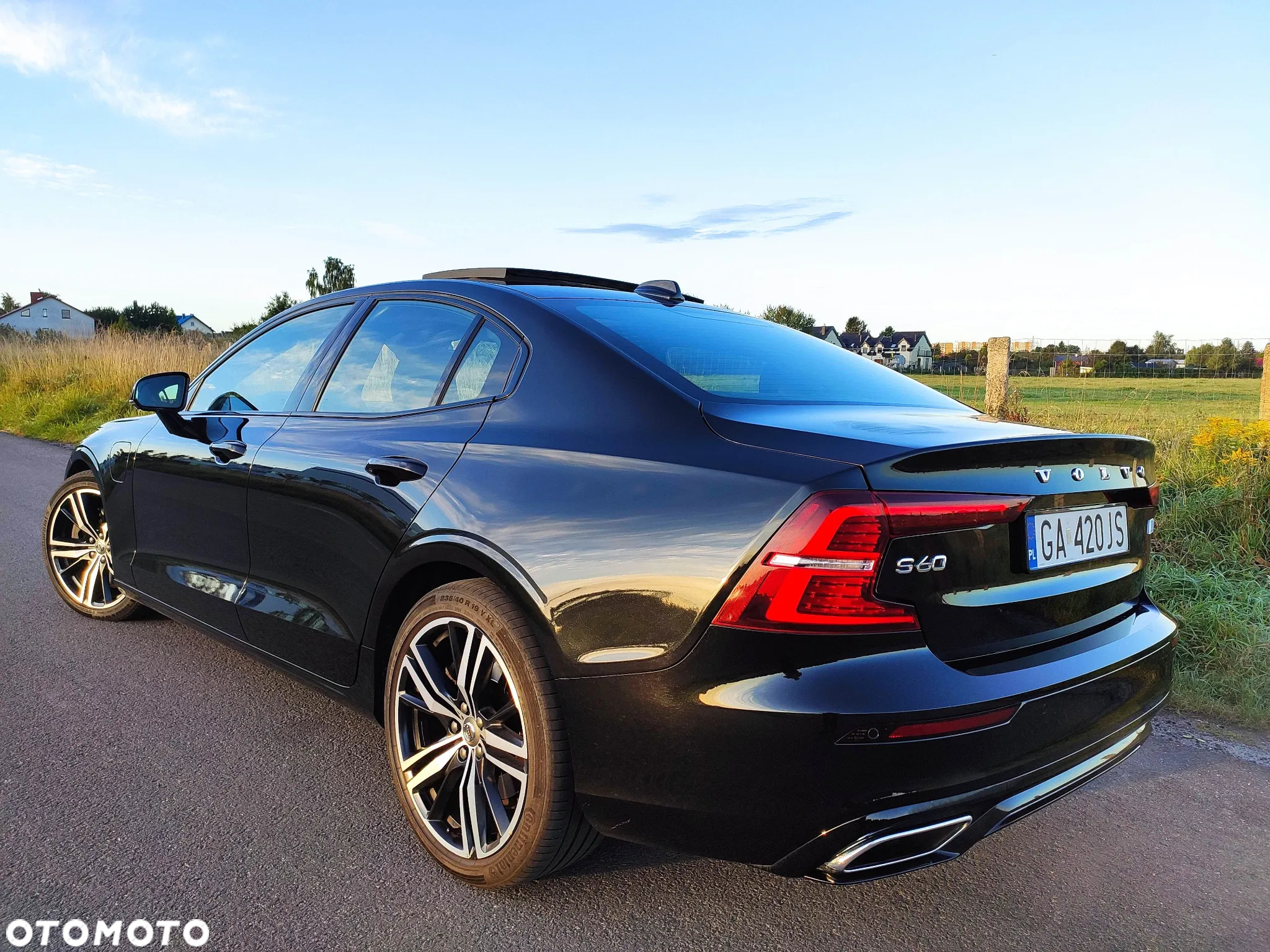 Volvo S60 T8 AWD Plug-In Hybrid Polestar Engineered - 28