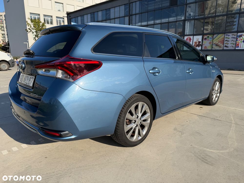 Toyota Auris - 10