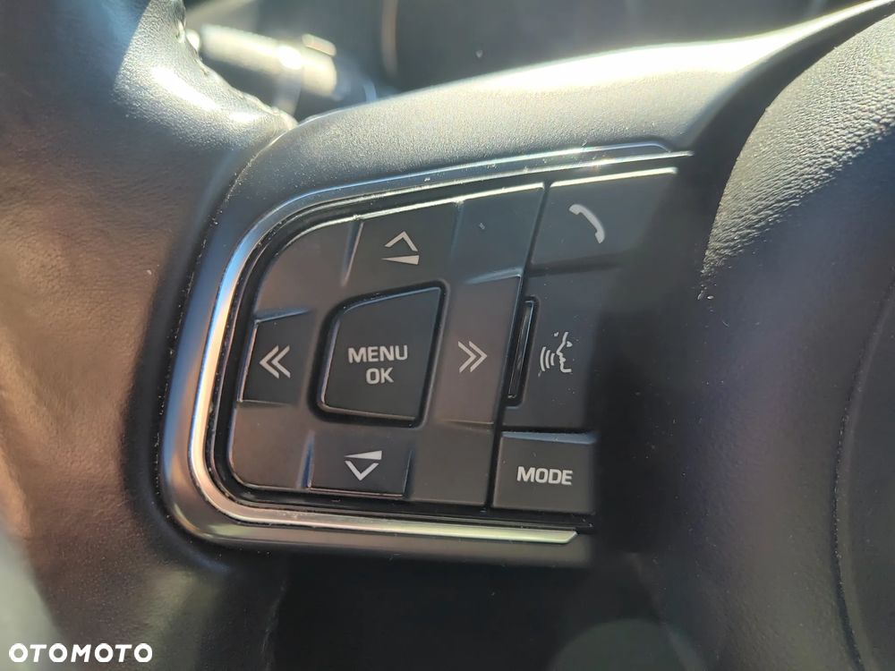 Jaguar F-Pace 20d AWD Pure - 29