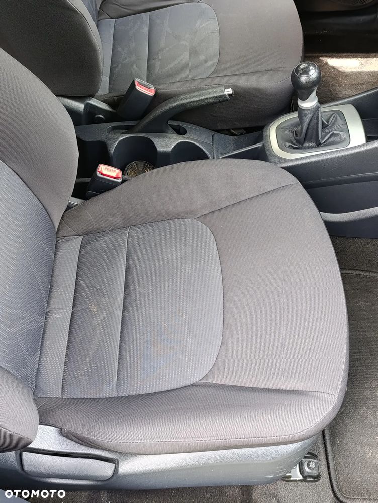 Kia Rio 1.2 M (klm) - 15