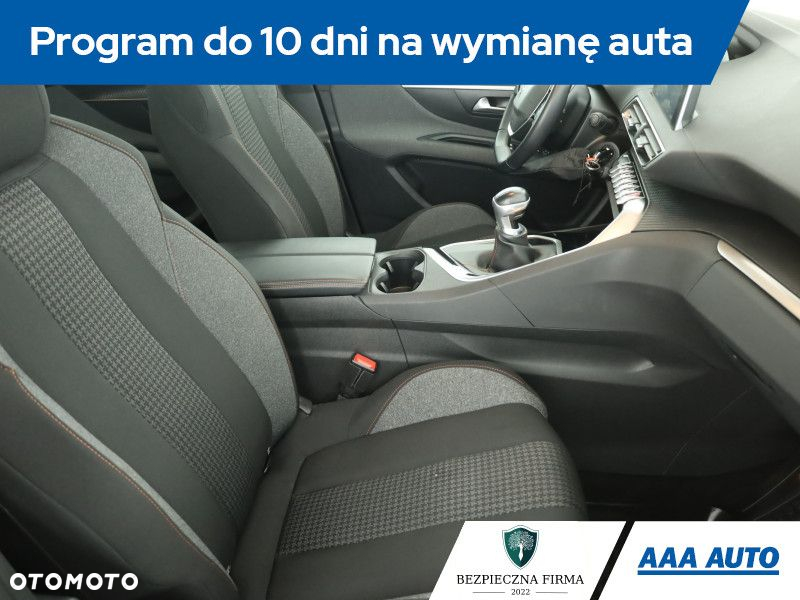 Peugeot 3008 - 8