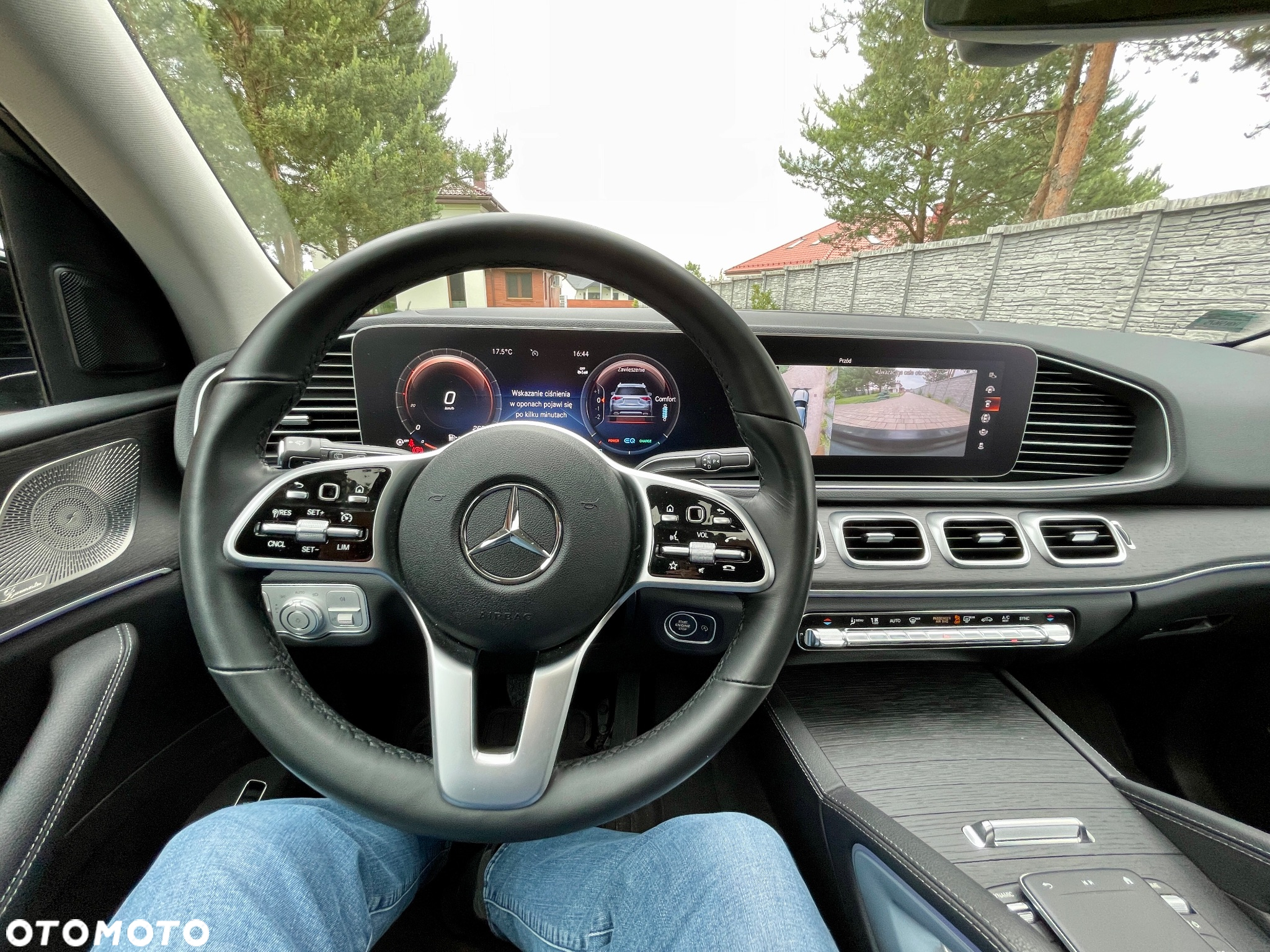 Mercedes-Benz GLE 300 d 4-Matic - 13