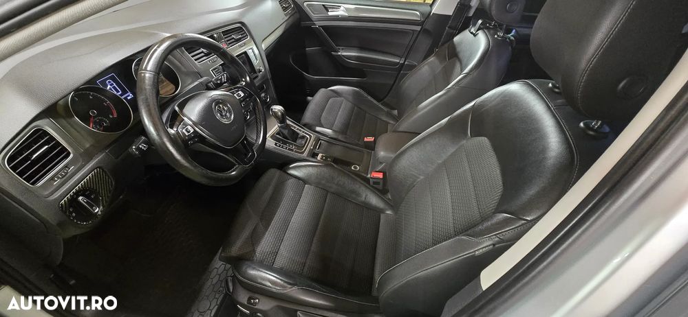 Volkswagen Golf 1.6 TDI DSG BMT Comfortline - 15