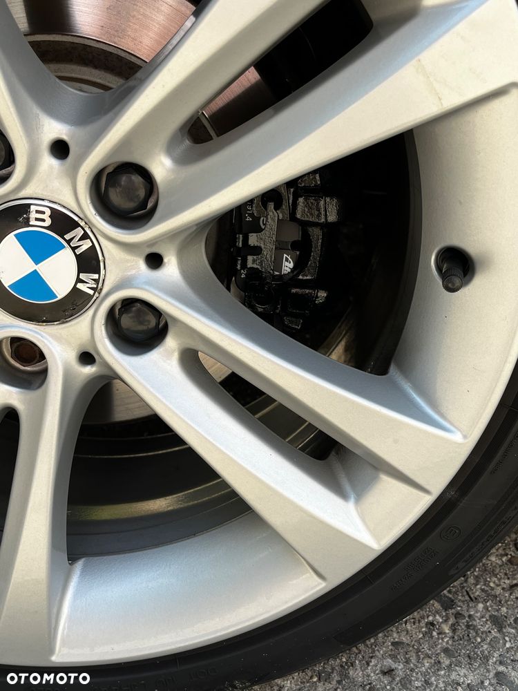 BMW Seria 3 318d - 34