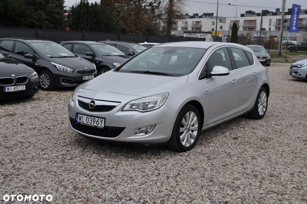 Opel Astra 1.4 Turbo Exklusiv - 12