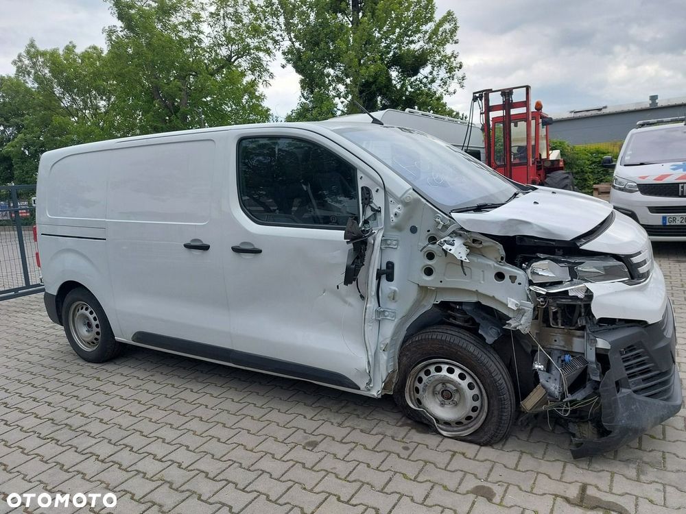 Peugeot Expert - 8