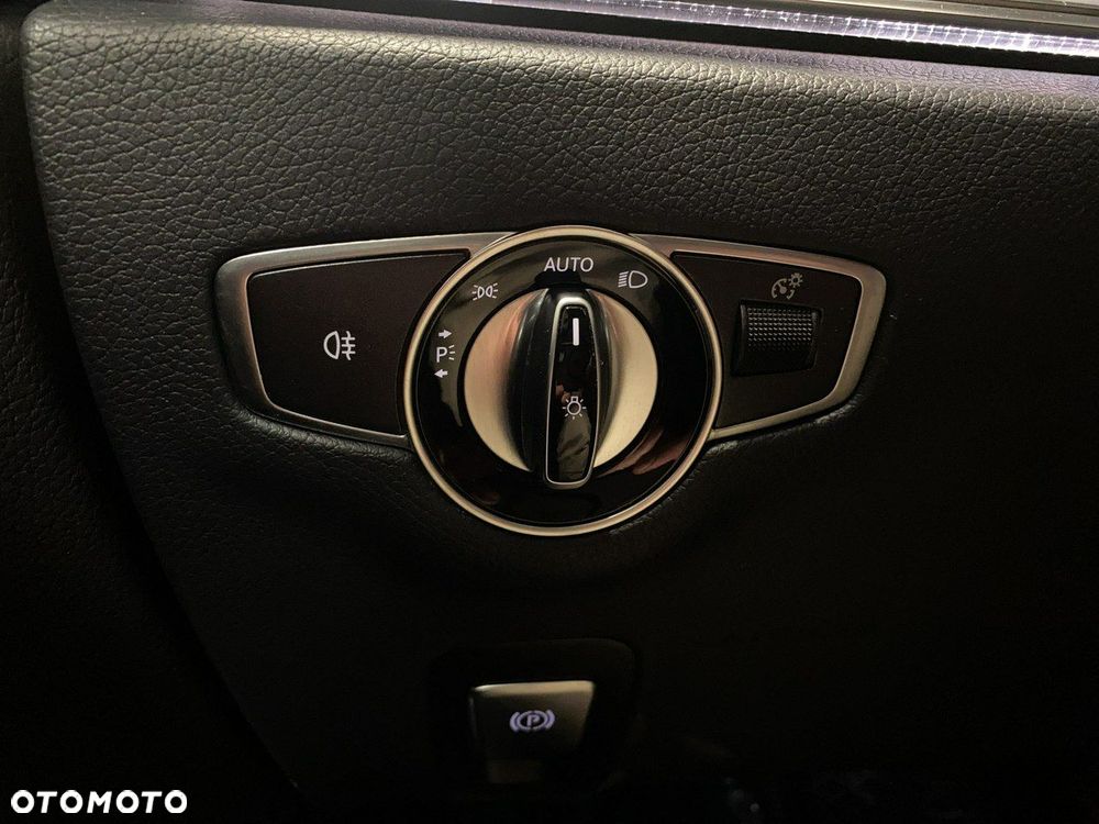 Mercedes-Benz Klasa E - 40