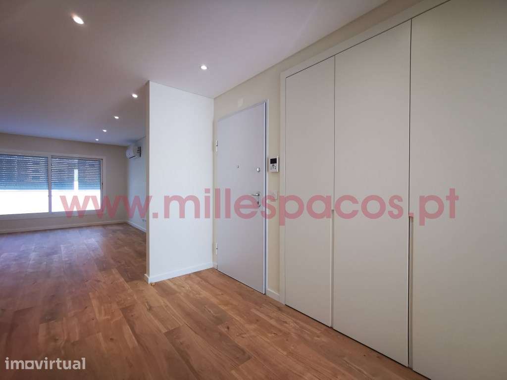 T2 com Terraço e Arrecadação - Grande imagem: 5/25
