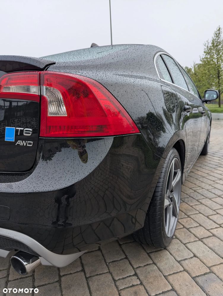 Volvo S60 T6 AWD R-Design - 8