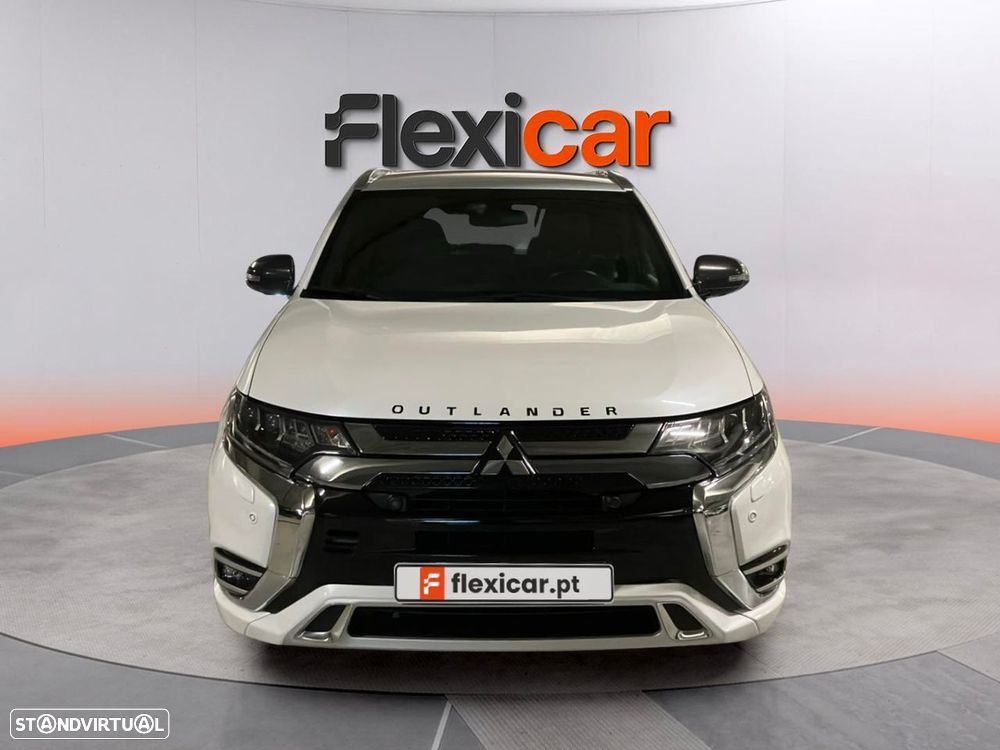Mitsubishi Outlander - 8