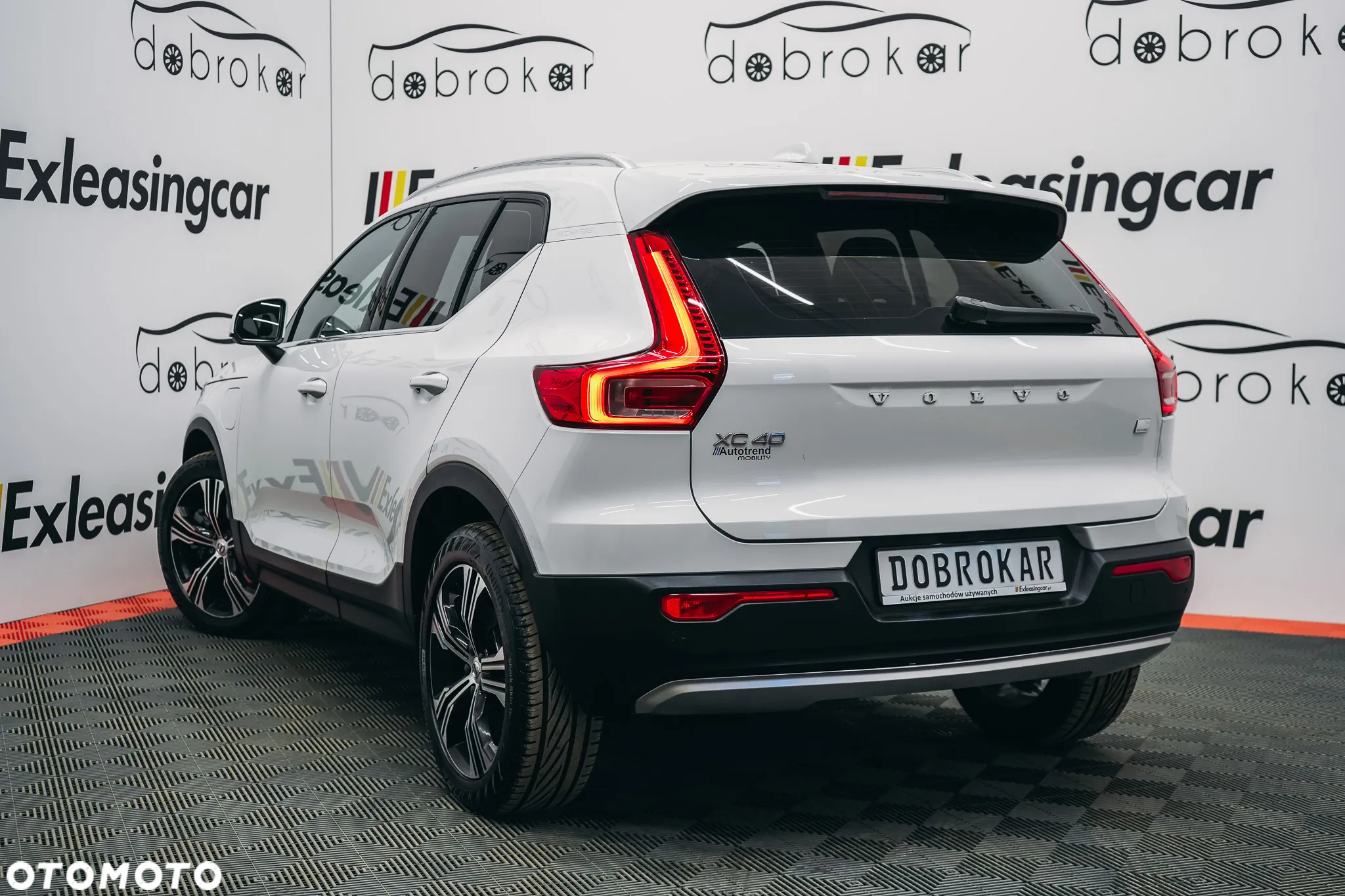 Volvo XC 40 T4 Plug-In Hybrid Inscription - 8