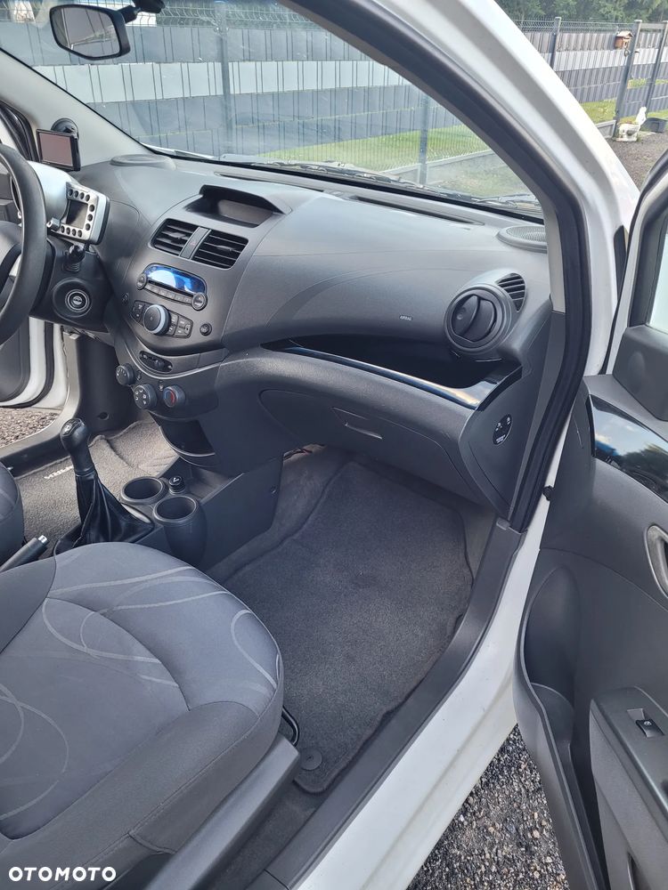 Chevrolet Spark 1.2 LT+ - 23