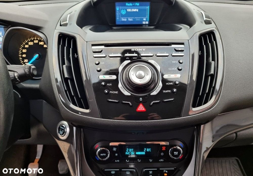 Ford Kuga - 31