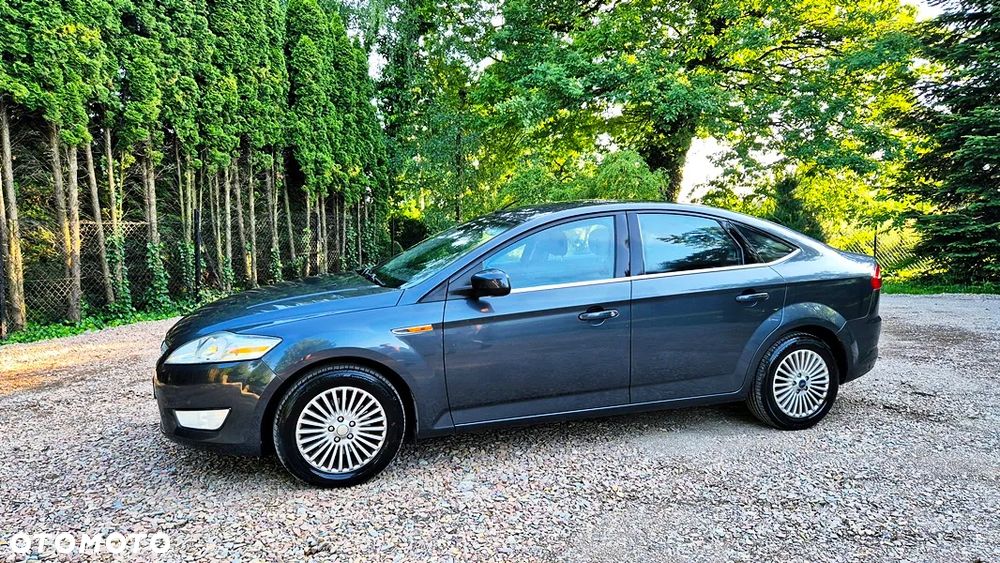 Ford Mondeo 2.0 Ghia X100 / X - 26