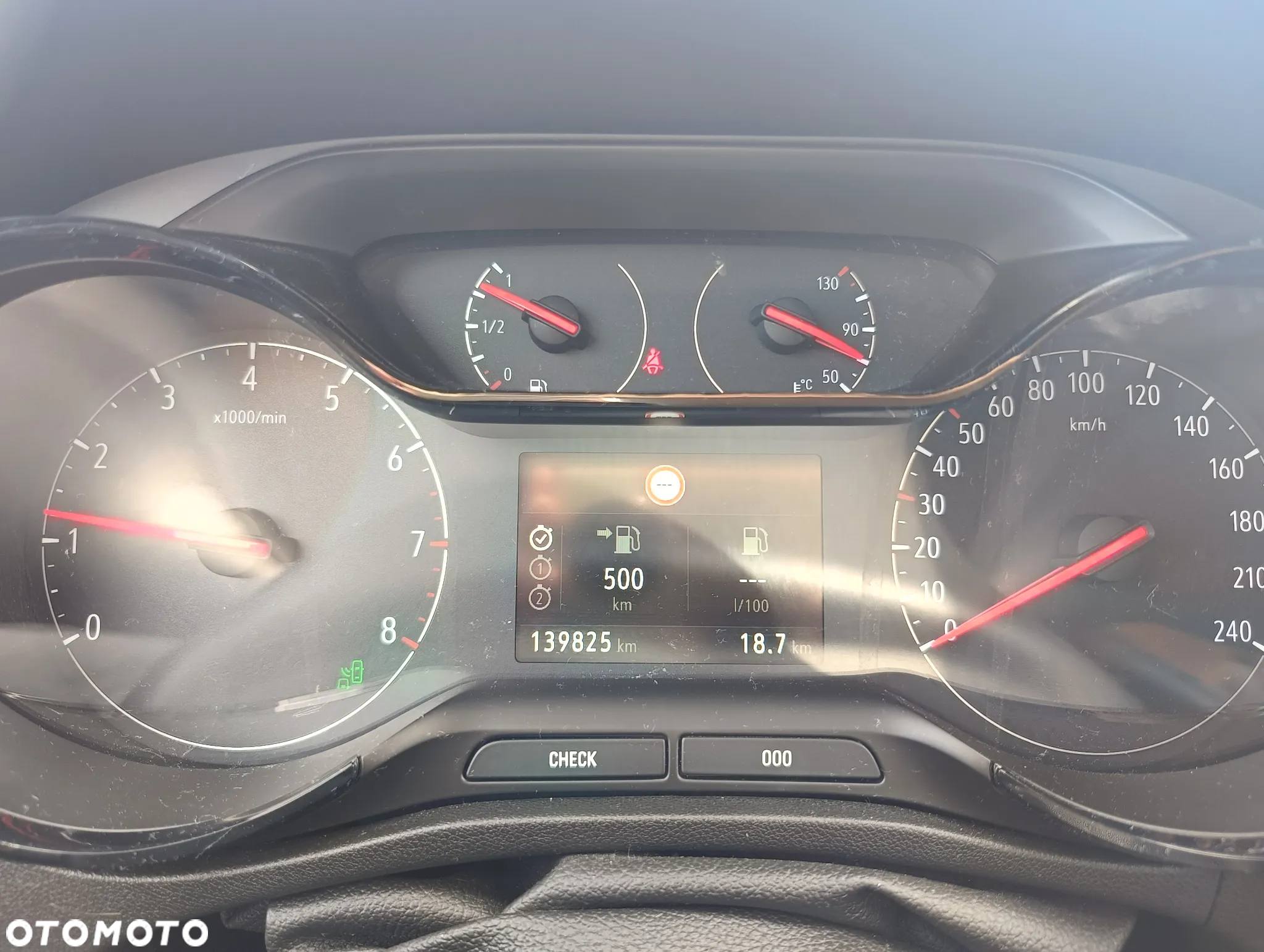 Opel Crossland X 1.2 T 120 Lat S&S - 11