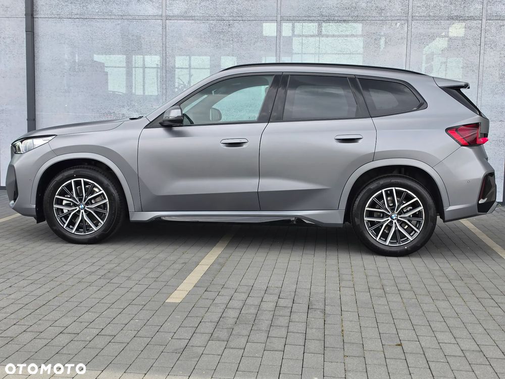 BMW X1 sDrive20i mHEV - 3